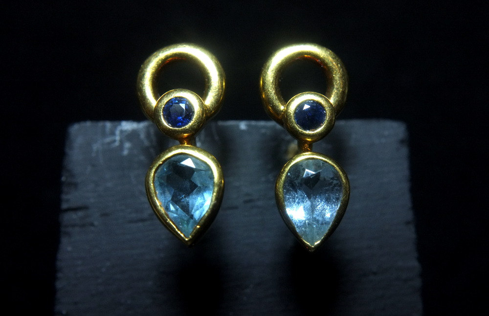 Aquamarine Sapphire Modernist Earrings 18k