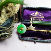 Antique Jade Donut Brooch Pin Lapel Banjo 22k
