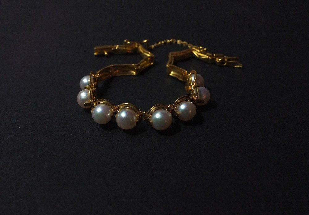 Antique Pearl Bracelet