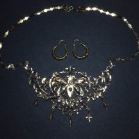 20k Butterfly Filigree Antique Necklace Chinese