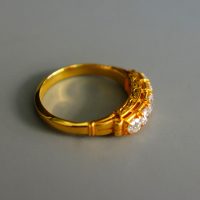 Gem Gardener, 5 stone diamond ring antique, Art Deco diamond ring antique, Chinese Art Deco, antique half eternity rings, eternity ring Singapore, antique chinese jewellery, vintage chinese gold jewelry