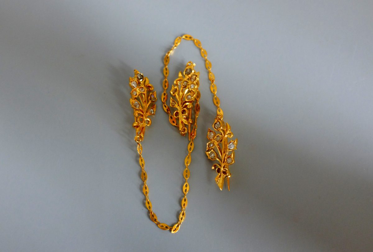 Gem Gardener, antique gold pin brooches, peranakan kerosang, peranakan kerosang, antique chinese brooch, antique gold asian bridal jewellery, antique kerosang, peranakan brooch, Antique Diamond Brooches Pins, antique peranakan jewellery, antique jewellery singapore, vintage jewellery singapore