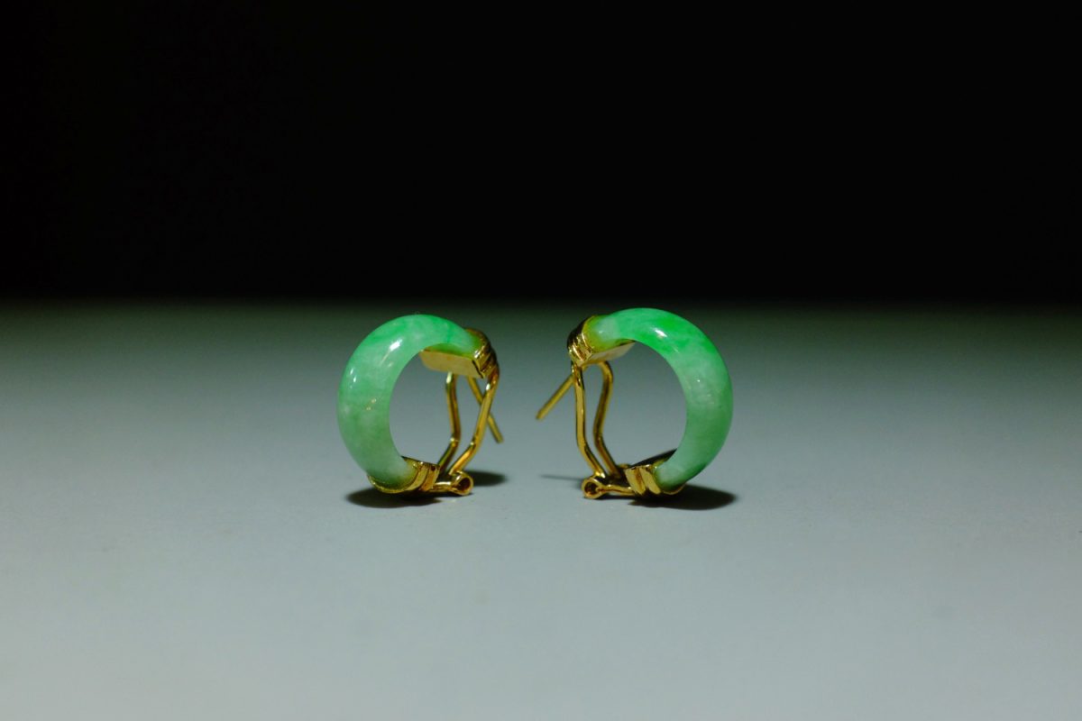 Gem Gardener, Antique jade hoop earrings gold, antique jade earrings gold, antique carved jade earrings, apple green jade earrings, jade earrings Singapore