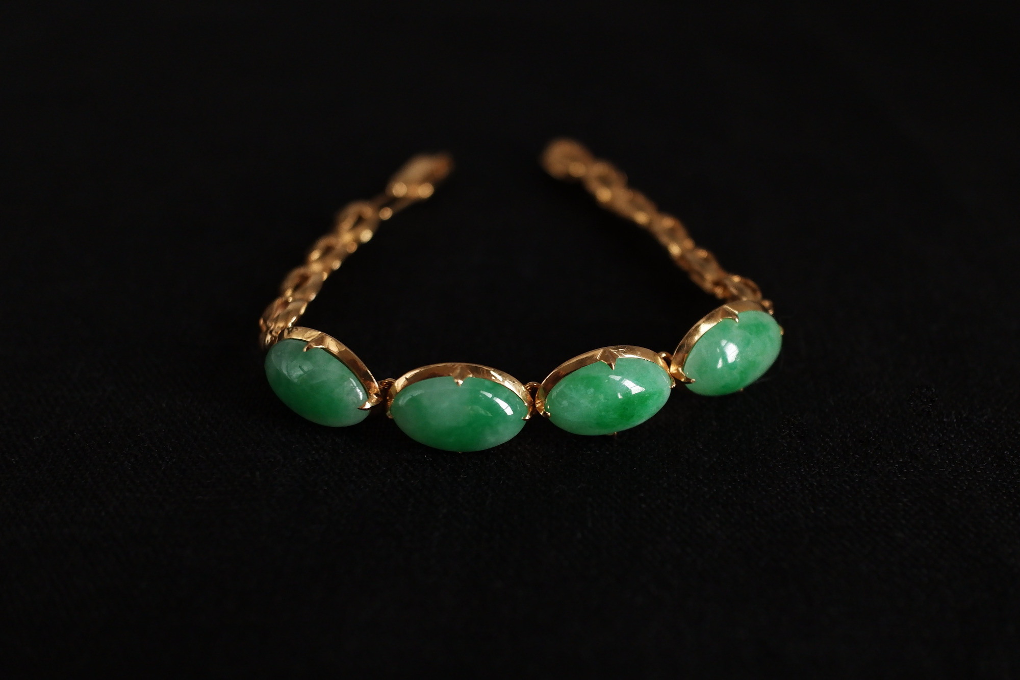 Old jade bracelet 2025