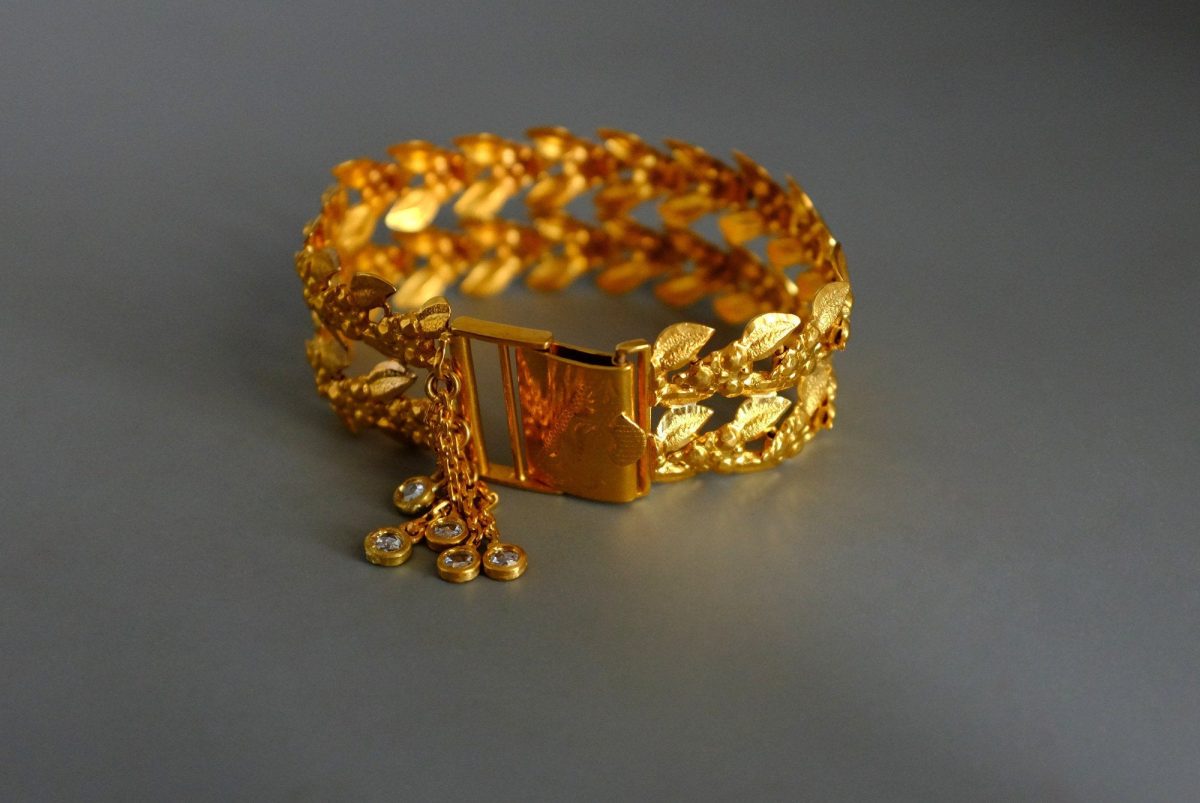 Gem Gardener, gold leaf bracelet, vintage solid gold bracelet, wide gold bracelet, peranakan gold bracelet, art nouveau gold bracelet, antique asian gold jewelry, antique chinese gold jewelry, vintage chinese gold jewelry