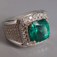 5.64ct Vivid Colombian Emerald Ring 18k