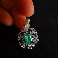 Colombian Emerald Snowflake Diamond Pendant 18k