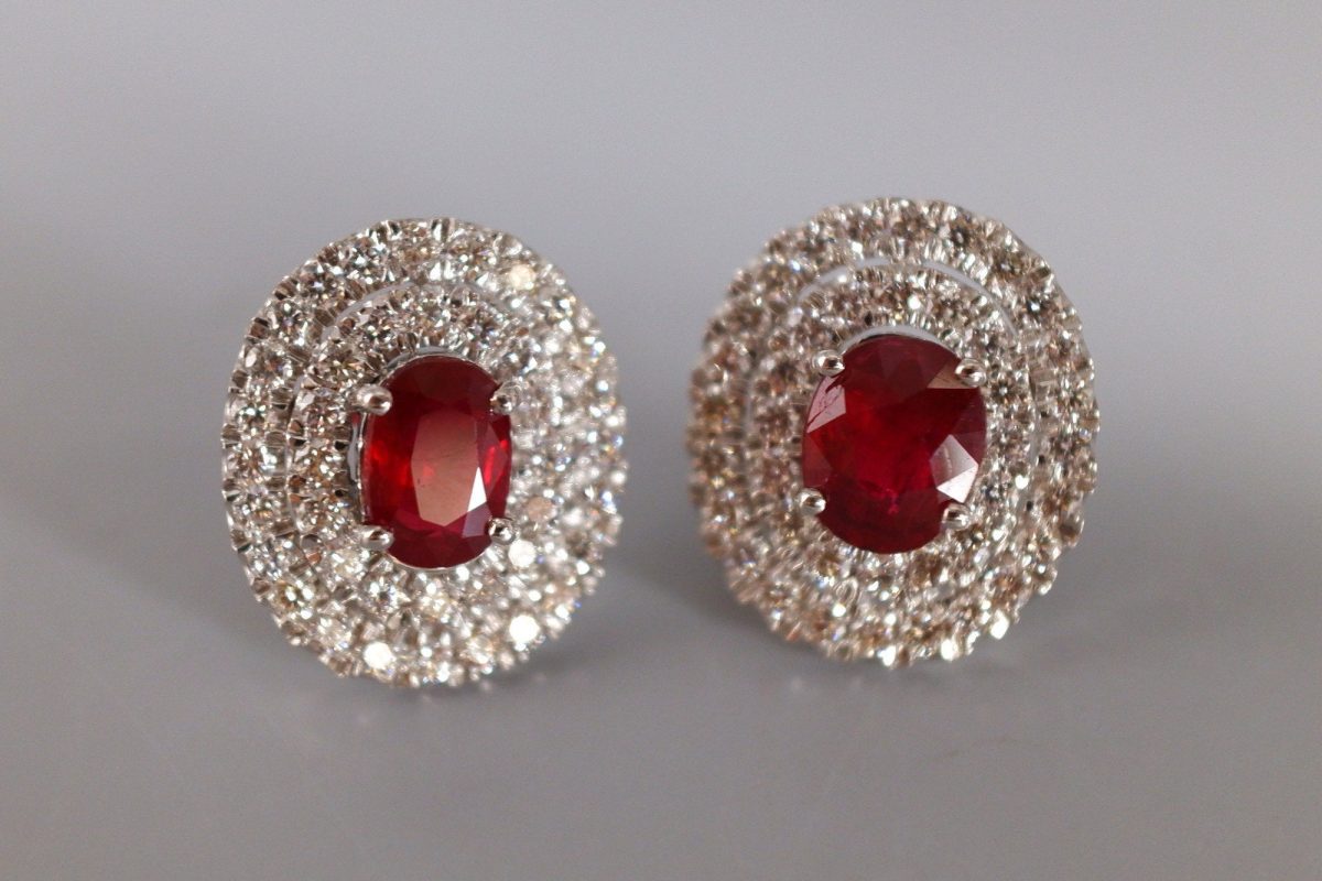 Pigeon Blood Unheated Ruby Earrings 18k
