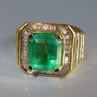 Gem Gardener, emerald pinky ring mens, emerald and diamond mens ring, mens ring singapore, colombian emerald mens ring, vintage mens rings for sale, emerald signet ring mens, emerald ring singapore, vintage emerald gold rings