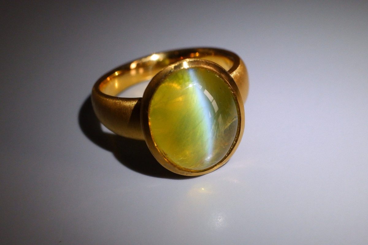 cats eye gem, lahsuniya stone, gemstones online, cat gems, lehsuniya ring,  navratan, ceylon gems – CLARA