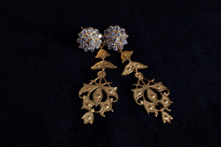 peranakan earrings, chinese dangle earrings, peranakan earrings singapore, straits chinese jewelry, vintage diamond dangle earrings, antique peranakan jewellery, Gem Gardener
