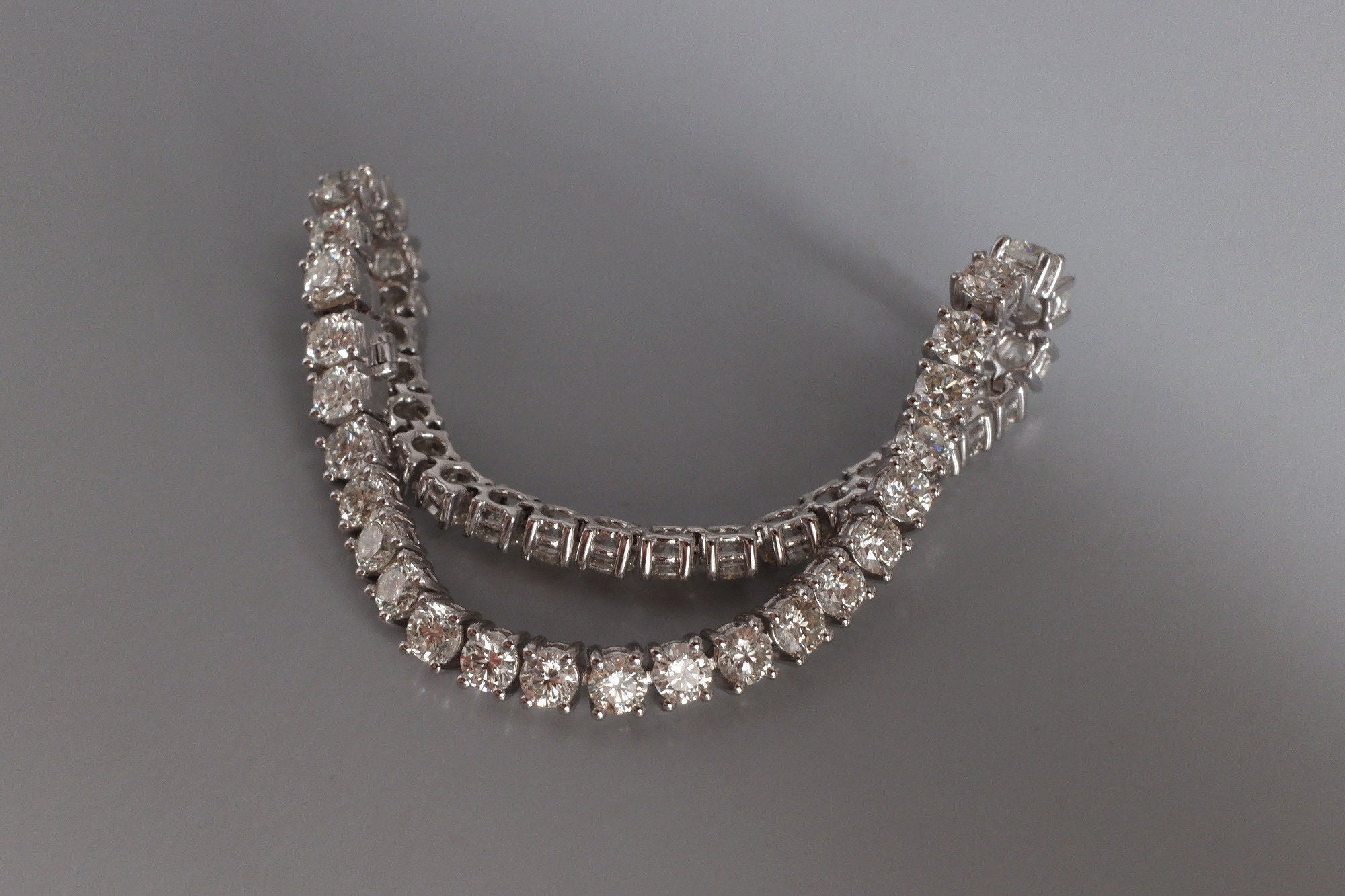 Gem Gardener, 7 ctw diamond tennis bracelet, flexible diamond tennis bracelet, buy diamond tennis bracelet singapore, diamond bracelet singapore, tennis bracelet bridal jewelry, VS diamond tennis bracelet, handmade diamond bracelet, diamond jewellery singapore, diamond jewelry singapore, fine diamond jewellery online shopping