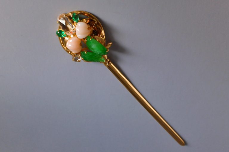 Gem Gardener, chinese hairpin stick, chinese drama golden hairpin, antique chinese hair ornaments, ancient chinese hair stick, antique chinese hair pins, antique oriental hair pins, antique hair pins jewelry, peranakan hair accessories, peranakan hairpin