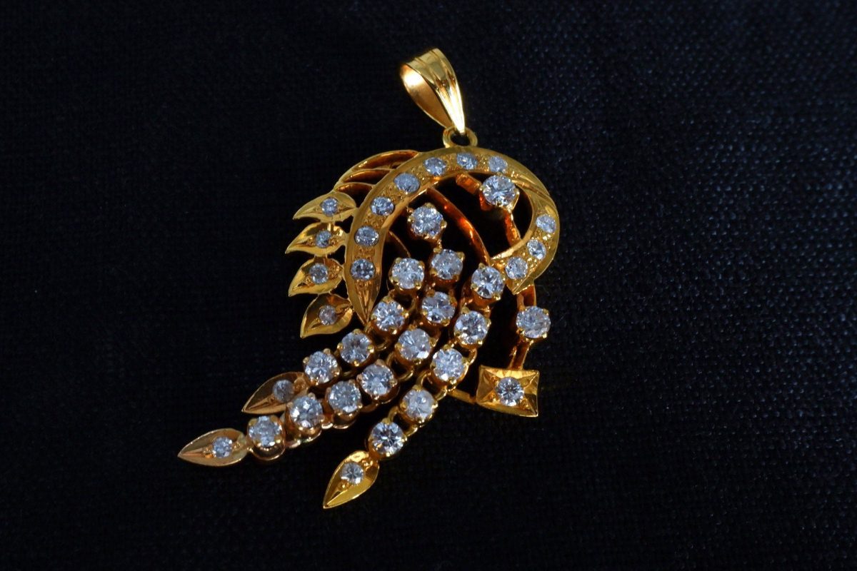 Gem Gardener, old european cut diamond pendant, antique diamond pendants for sale, art nouveau diamond pendant, gold filigree diamond pendant, antique jewellery singapore, antique chinese gold jewelry, vintage chinese gold jewelry antique, vintage diamond pendants, diamond pendant singapore, antique gold diamond pendant, antique jewellery singapore, antique diamond jewellery, antique chinese jewelry, vintage chinese jewelry, vintage oriental jewelry