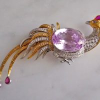 35ct Kunzite Peacock Brooch Pin 18k