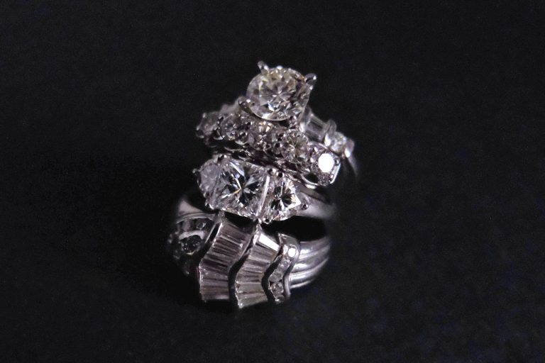 platinum vs jk diamond solitaire ring 1 5ct 611e9db8