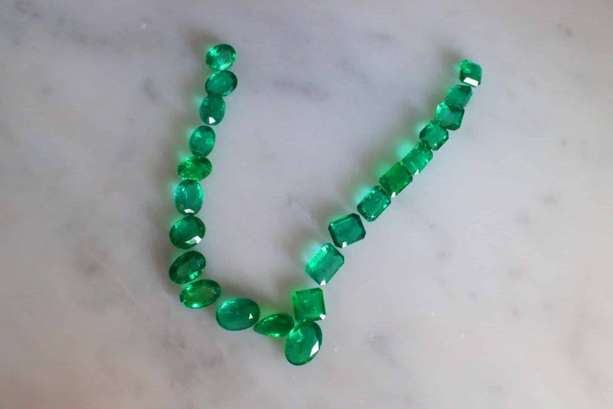 Gem Gardener, emerald stone necklace, emerald stone lot, emerald necklace singapore, loose emerald stones