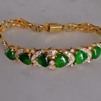 Gem Gardener, Vintage Chinese Jade Bracelet, art deco jade bracelet, vintage jade jewelry for sale, jade and diamond bracelet, jade jewellery singapore, vintage gold bracelets for sale