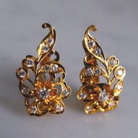 Gem Gardener, peranakan jewellery singapore, vintage cluster earrings, peranakan earrings singapore, diamond huggie earrings yellow gold, antique diamond earrings