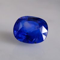 Gem Gardener, intense bue sapphire, buy big sapphire, intense cornflower blue sapphire, big blue sapphire stone, blue sapphire singapore