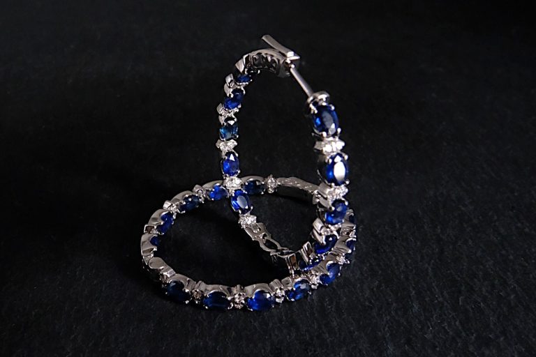 Gem Gardener, sapphire hoop earrings white gold, oval hoop earrings with diamonds, oval hoop earrings with stones, blue sapphire hoop earrings
