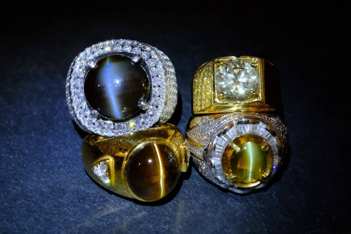 cats eye ring, lehsuniya, cats eye panchdhatu ring, ceylon gems, astro ring,  lehsunia stone, catseye stone, panchdhatu – CLARA