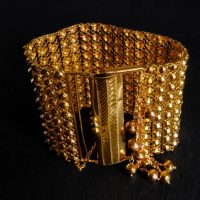 Gem Gardener, wide gold bracelet, etruscan gold bracelet, antique gold bracelets for sale, vintage chinese gold jewelry, antique chinese gold bracelet, peranakan gold jewellery
