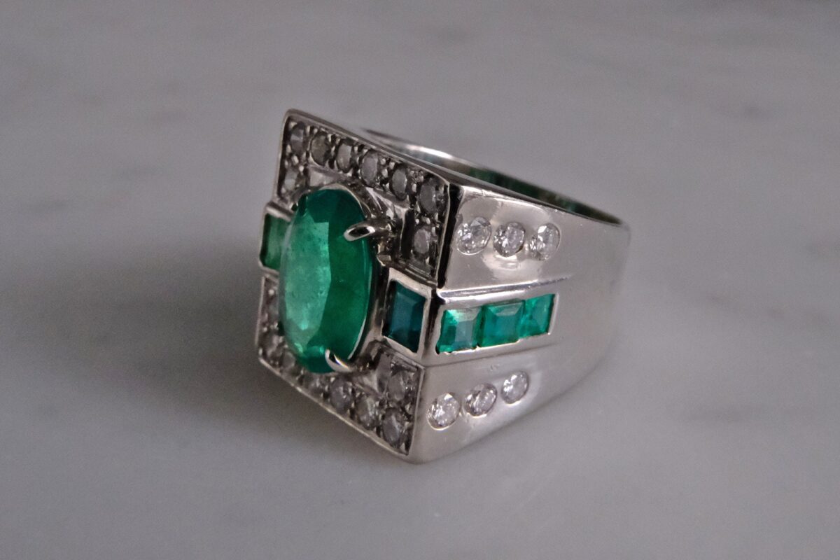 Emerald Art Deco Mens Ring 18K Vintage | Gem Gardener