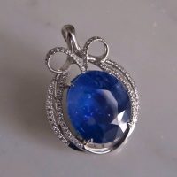 Large Blue Sapphire Pendant, intense blue sapphire, cornflower blue sapphire pendant, blue sapphire singapore, big sapphire pendant, Gem Gardener