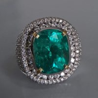 Big Emerald Mens Ring, big colombian emerald ring, emerald intense green, big emerald stone gold ring, large emerald ring buy, large emerald diamond ring for sale, Gem Gardener