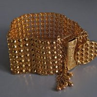 Wide Gold Link Bracelet, Traditional chinese bracelet, peranakan bracelet, antique gold jewellery singapore, vintage peranakan jewellery, Gem Gardener