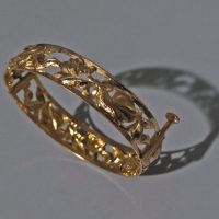 Phoenix Gold Bangle, peranakan bracelet, carved gold bangles, vintage peranakan jewellery, antique gold jewellery singapore, 22k gold bangle bracelet, Gem Gardener