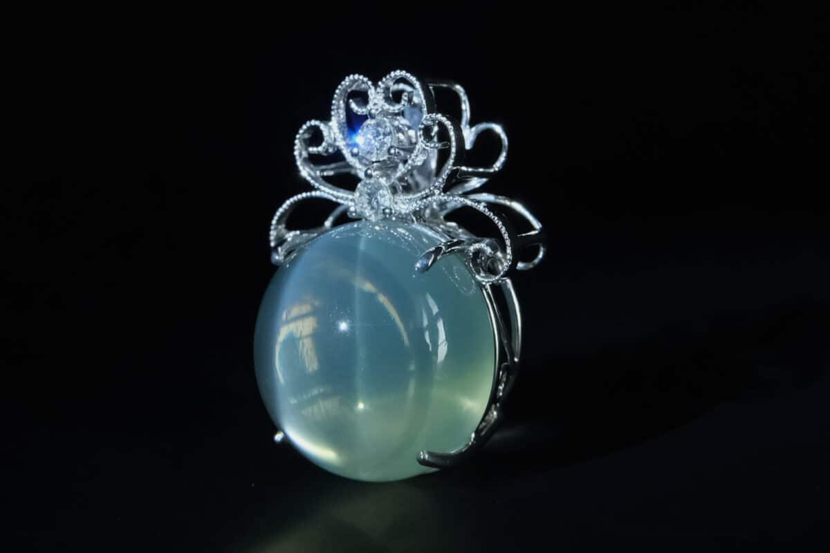 Dome Cats Eye Large Moonstone Pendant 18k Gem Gardener