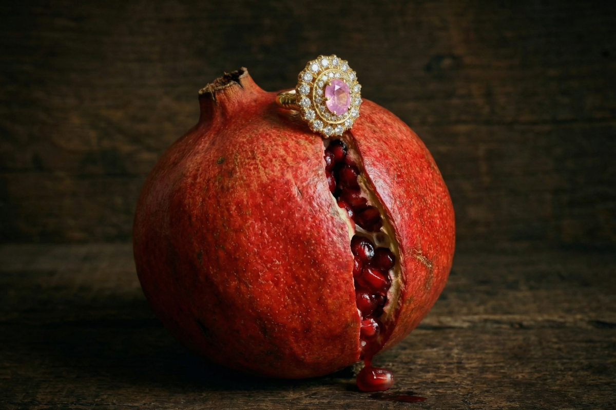 Padparadscha Sapphire Ring, padparadscha sapphire engagement ring, light padparadscha sapphire, padparadscha sapphire singapore, sapphire ring singapore, Gem Gardener