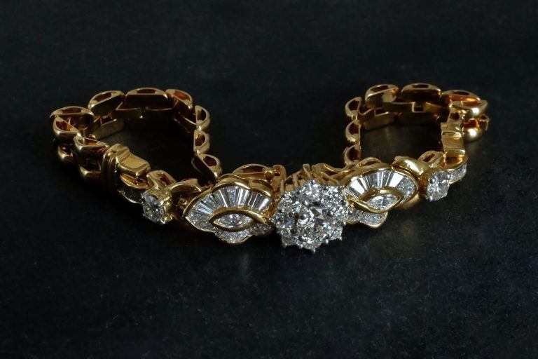 vintage diamond bracelet, straits chinese gold jewellery, peranakan bracelet, vintage peranakan jewellery, antique peranakan jewellery, diamond bracelet singapore, Gem Gardener