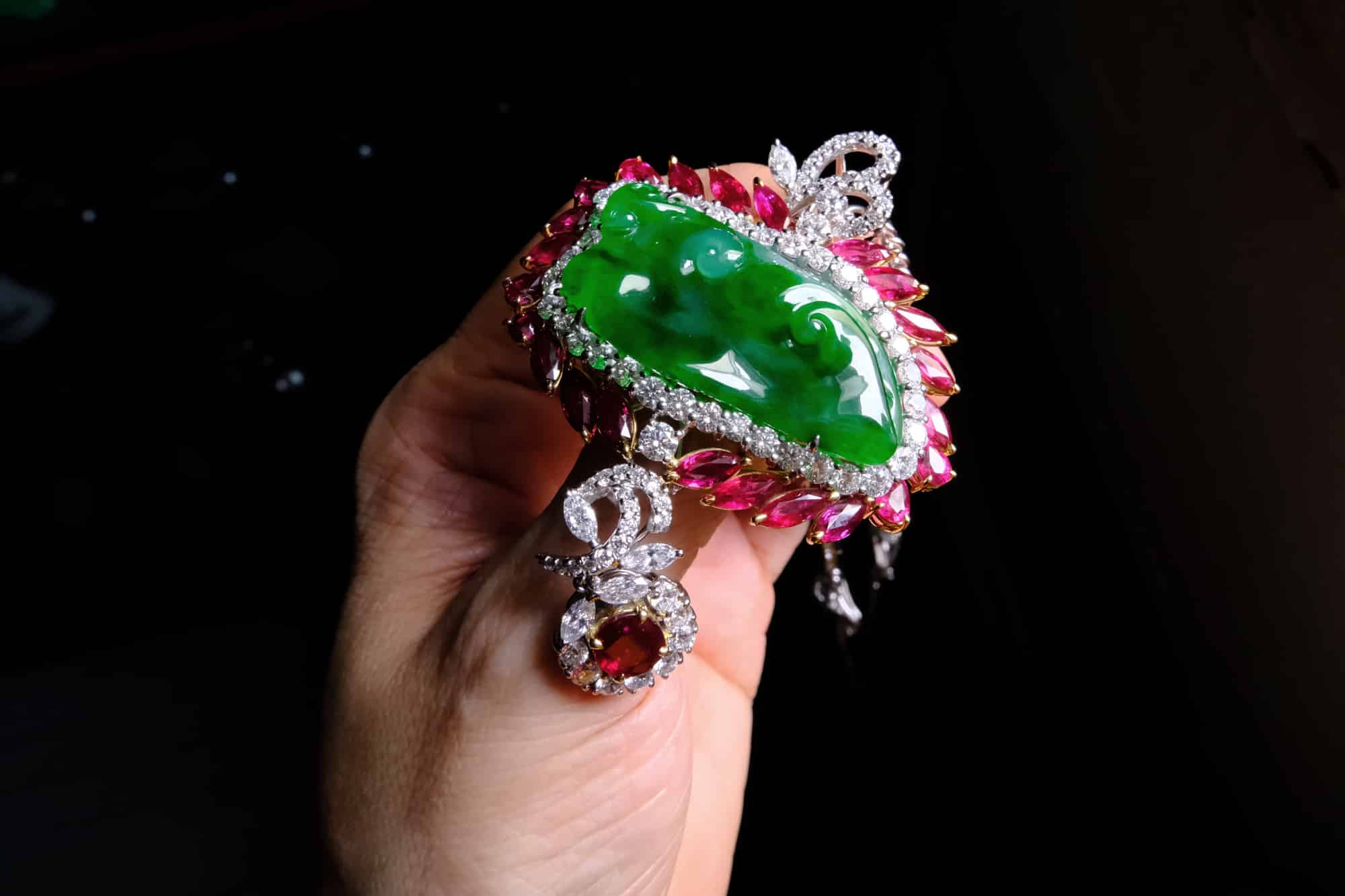 Qing Imperial Green Jade Pendant Ruby 18k Gem Gardener