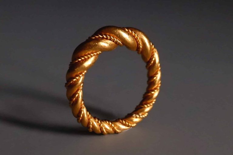 braided twist band ring, viking twisted ring, fine jewelry twist ring, wreath wedding ring, twisted wedding ring band, custom wedding ring singapore, viking gold wedding ring
