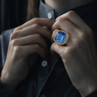 Cornflower Blue Ceylon Sapphire Ring, cushion blue sapphire ring, blue sapphire ring singapore, 10 carat blue sapphire, large blue sapphire ring, sapphire ring singapore, men's blue sapphire ring for sale