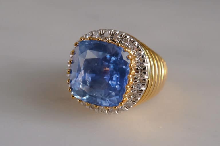 Cornflower Blue Ceylon Sapphire Ring, cushion blue sapphire ring, blue sapphire ring singapore, 10 carat blue sapphire, large blue sapphire ring, sapphire ring singapore, men's blue sapphire ring for sale