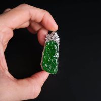 Imperial Green Jade Pendant, imperial green jadeite, old mine jadeite, 老坑, 老坑翡翠, jade pendant singapore, fine jade jewelry hong kong, high end jade jewelry, Jade jewellery singapore, Gem Gardener