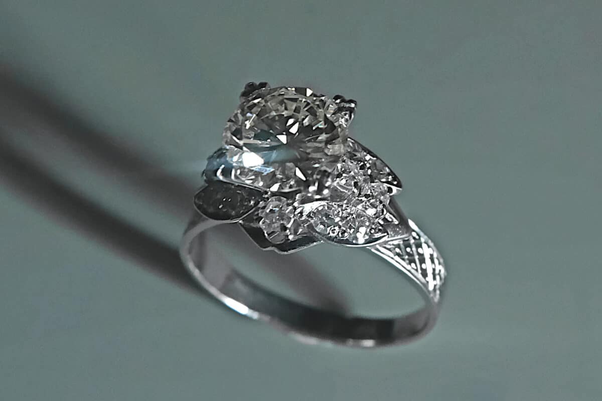 vintage platinum diamond ring, antique platinum diamond ring, diamond ring singapore, 1.5ct diamond ring, mid century diamond ring for sale, antique jewellery singapore, vintage rings singapore, vintage engagement ring singapore, Gem Gardener