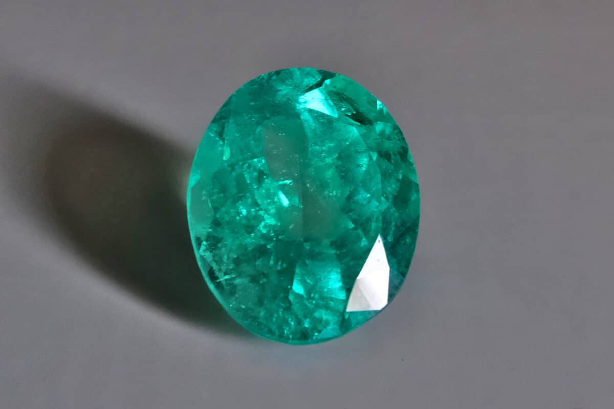 large colombian emerald, big emerald buy, large emerald gemstone for sale, big emerald stone, emerald stone singapore, big emerald pendant, large emerald stone, buy large gemstones, Gem Gardener