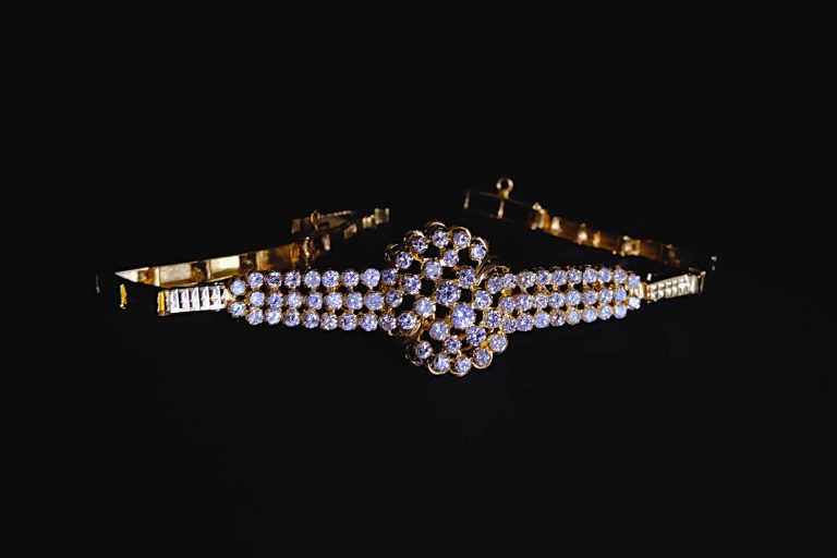 peranakan gold bracelet, Antique Diamond Bracelet, antique diamond bracelets for sale, antique peranakan jewellery, vintage diamond bracelets, diamond bracelet singapore, Gem Gardener
