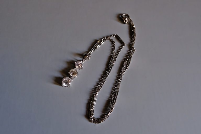 diamond pendant necklace, 3 Stone Diamond Pendant, three stone diamond necklace, diamond pendant singapore, edwardian diamond pendant, edwardian style pendant necklace, diamond necklace singapore, Gem Gardener