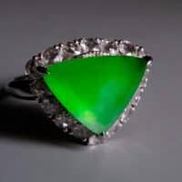 icy green jade, faceted jade ring, imperial green jade ring, 翡翠, 玻璃种, glassy jadeite, glass jadeite burma, icy jade ring, ice jade jewelry for sale, 冰种翡翠, jade jewellery singapore, jade ring singapore, modern jade ring singapore, Gem Gardener