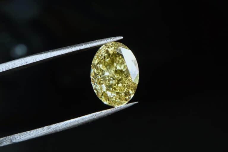 Fancy Green Yellow Diamond, fancy deep brownish greenish yellow diamond, fancy greenish yellow diamond, fancy diamond singapore, buying loose diamonds singapore, Gem Gardener