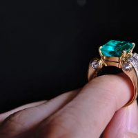 Colombian Emerald Mens Ring, mens art deco emerald ring, art deco emerald rings for sale, art deco emerald ring vintage, vintage emerald rings for sale, vintage emerald rings art deco, vivid green emerald ring, high end emerald ring, high quality emerald ring, emerald ring singapore, Gem Gardener