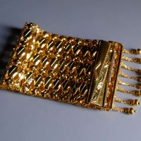 Peranakan Gold Bracelet, antique peranakan jewellery, vintage peranakan jewellery, intricate gold bracelet, wide gold bracelets for sale, vintage gold bracelets for sale, antique gold bracelets for women, peranakan jewellery singapore. Gem Gardener