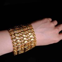 Peranakan Gold Bracelet, antique peranakan jewellery, vintage peranakan jewellery, intricate gold bracelet, wide gold bracelets for sale, vintage gold bracelets for sale, antique gold bracelets for women, peranakan jewellery singapore. Gem Gardener