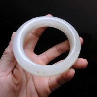 Hetian Nephrite Jade Bangle, white nephrite jade bangle, antique jade bangle, 籽料和田玉, 和田玉手镯, jade bangle auction, fine jade bangle, jade bangle singapore, white jade bangle price, 和田玉籽料手镯, Gem Gardener